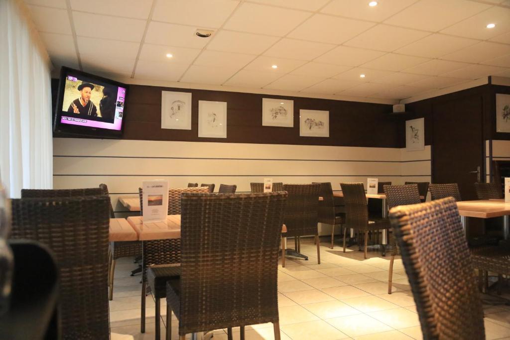 Hotel De La Sirene 3*
